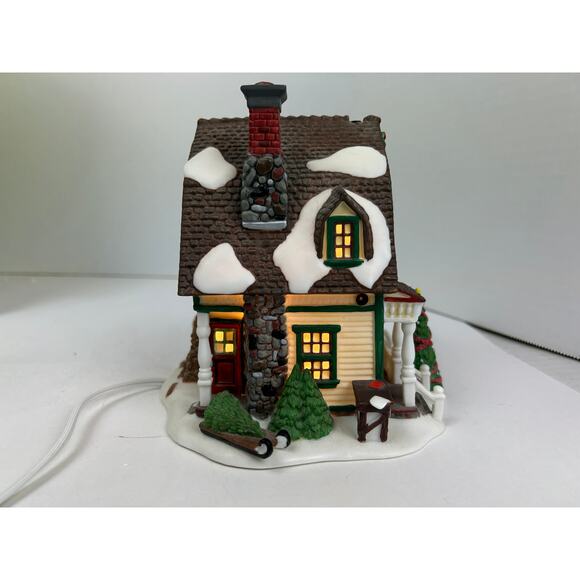 Department 56 New England Village Sawyer Family Tree Farm set 2004 - Picture 9 of 15